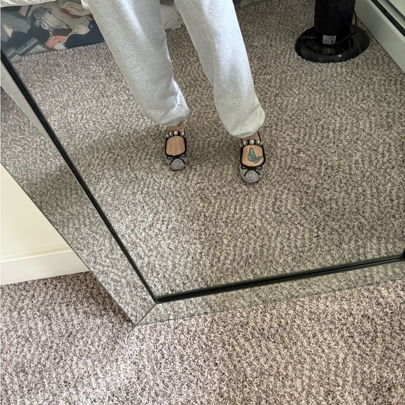 Kurt Geiger Black and Silver Women's Shoes - Picture 8 of 8